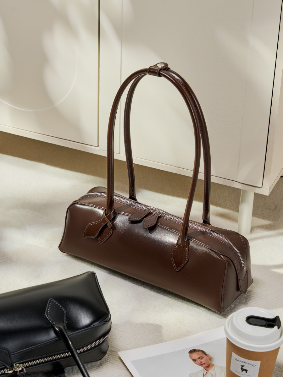 YY-BAG-001 vintage saddle bag in camel — wholesale saddle bag YANYAN