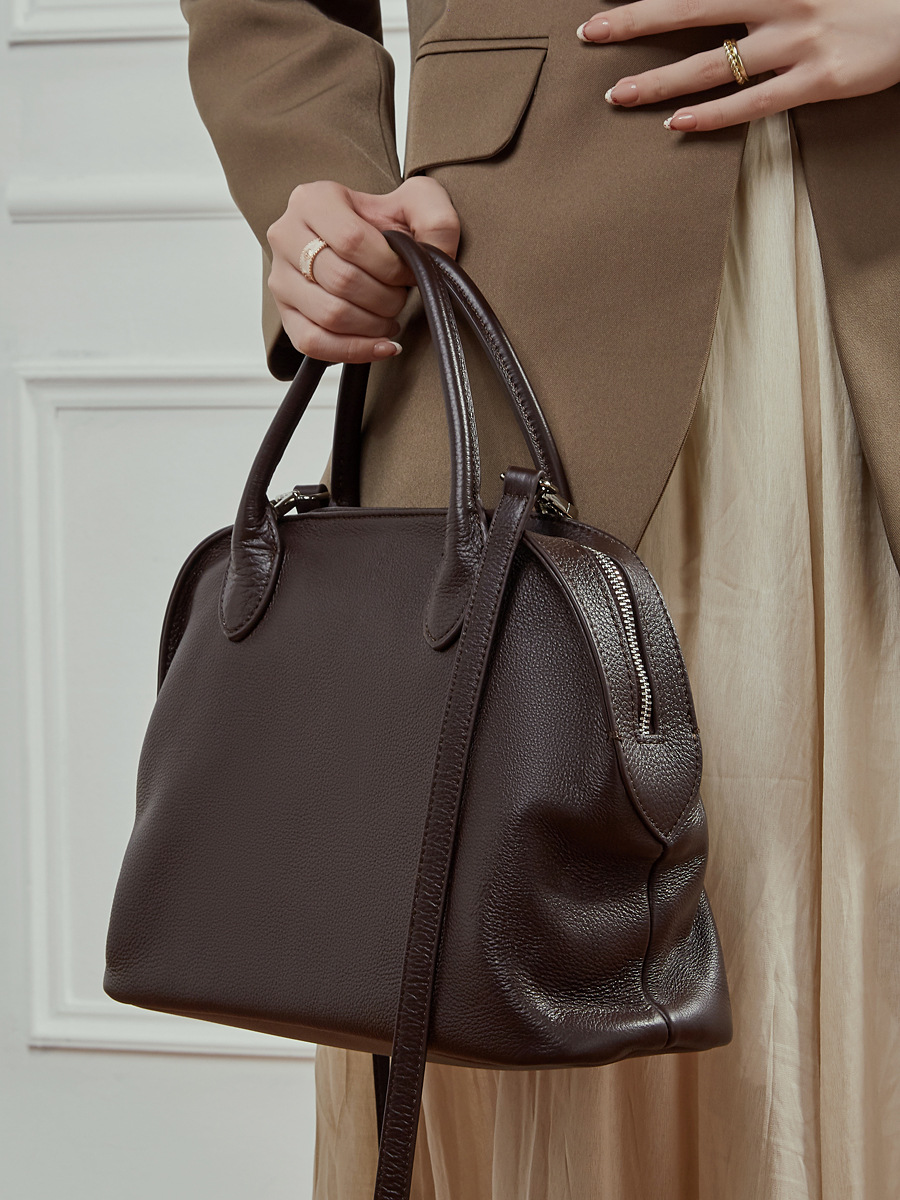 Cowhide Vintage Shell-Shape Top-Handle Bag — Old-Money Style view 2