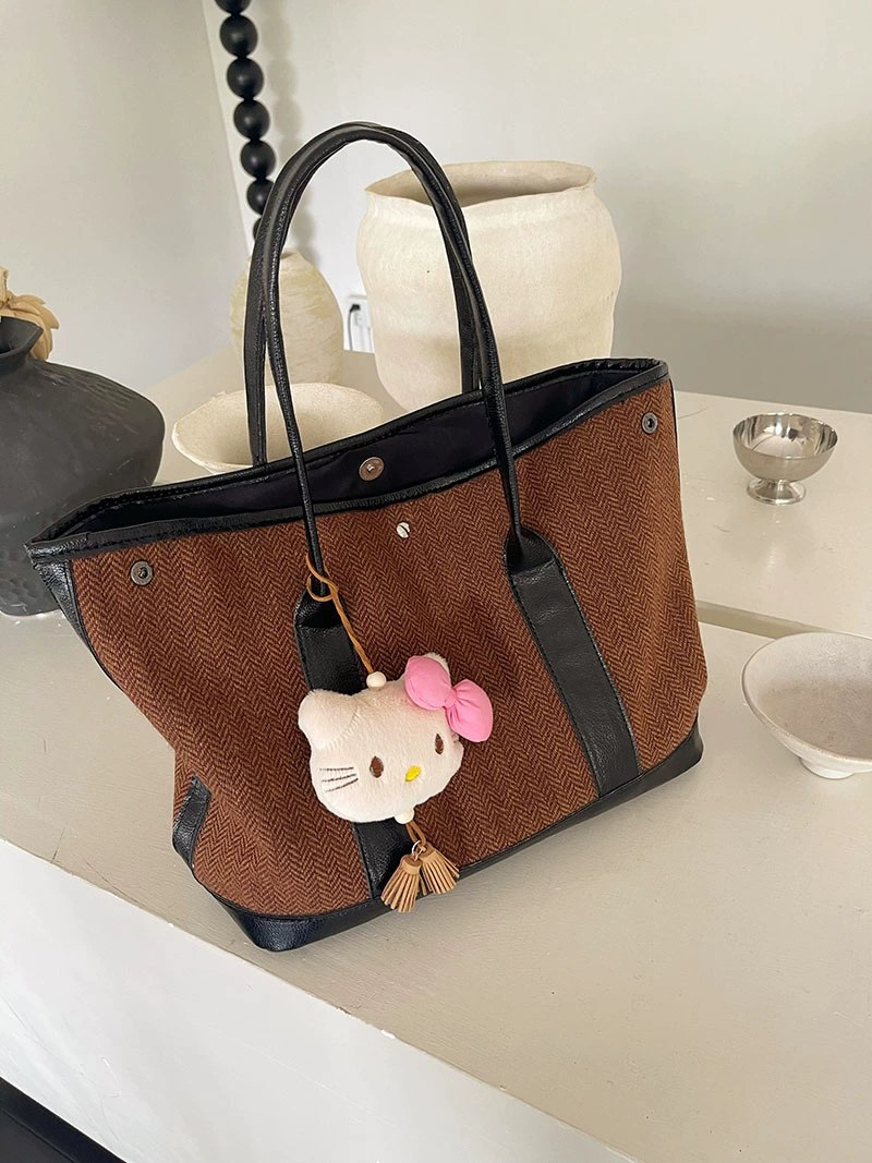 حقيبة يد من جلد PU للبيع بالجملة OEM — مصنع حقائب YANYAN Bags في قوانغتشو