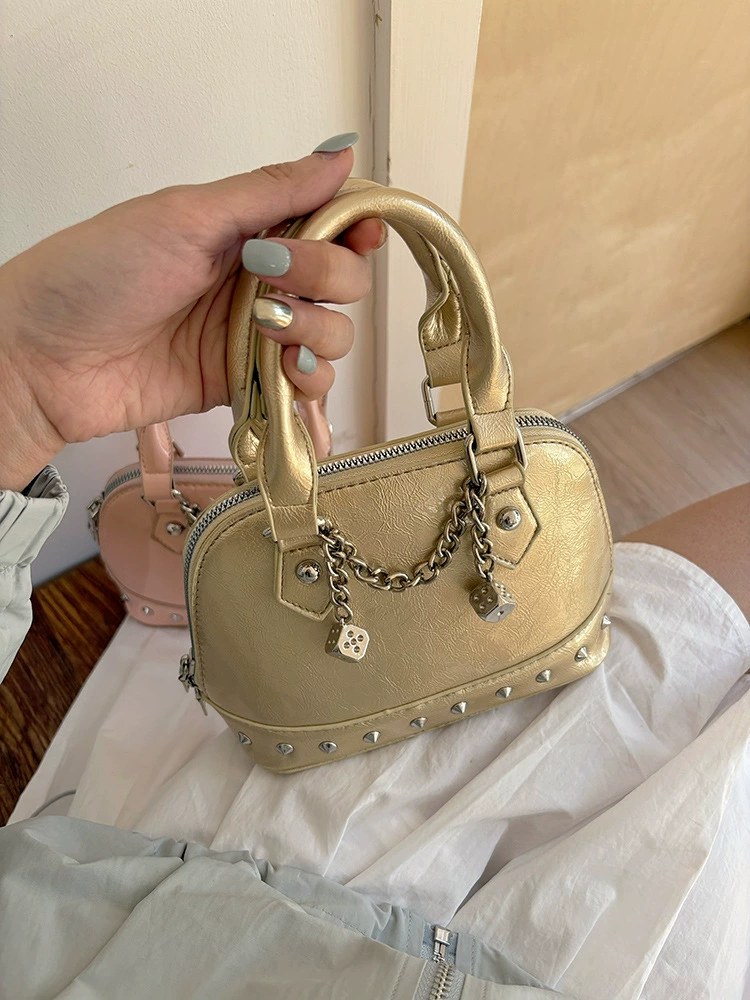 حقيبة يد من جلد PU باللون الذهبي للبيع بالجملة OEM — YANYAN Bags مصنع حقائب قوانغتشو