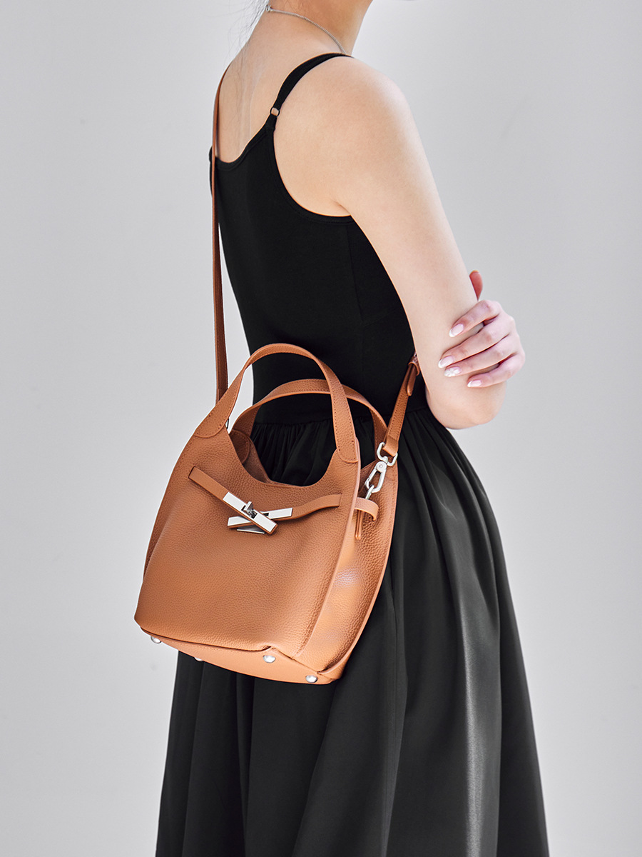 TC-Cowhide Market Bucket Commute Bag — Four-Colour Capsule view 3