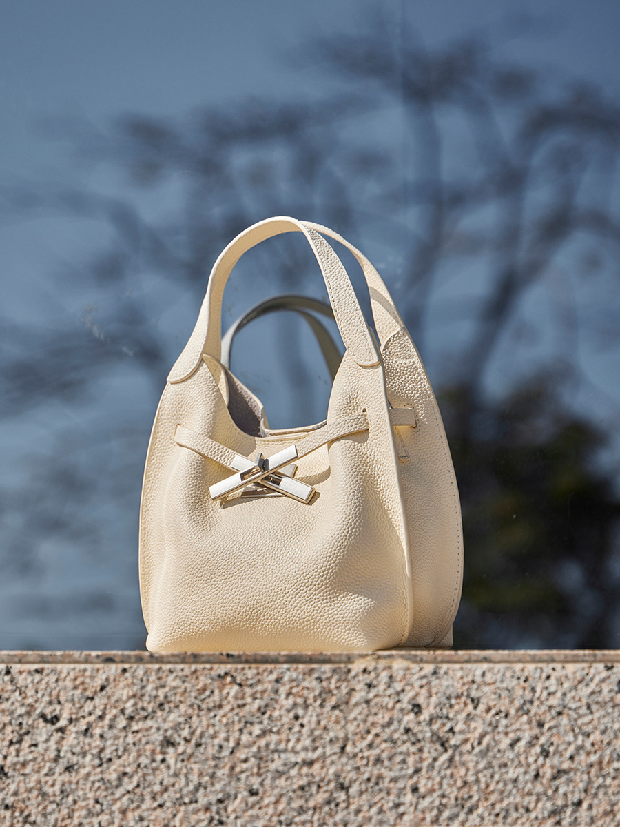 TC-Cowhide Market Bucket Commute Bag — Four-Colour Capsule view 4