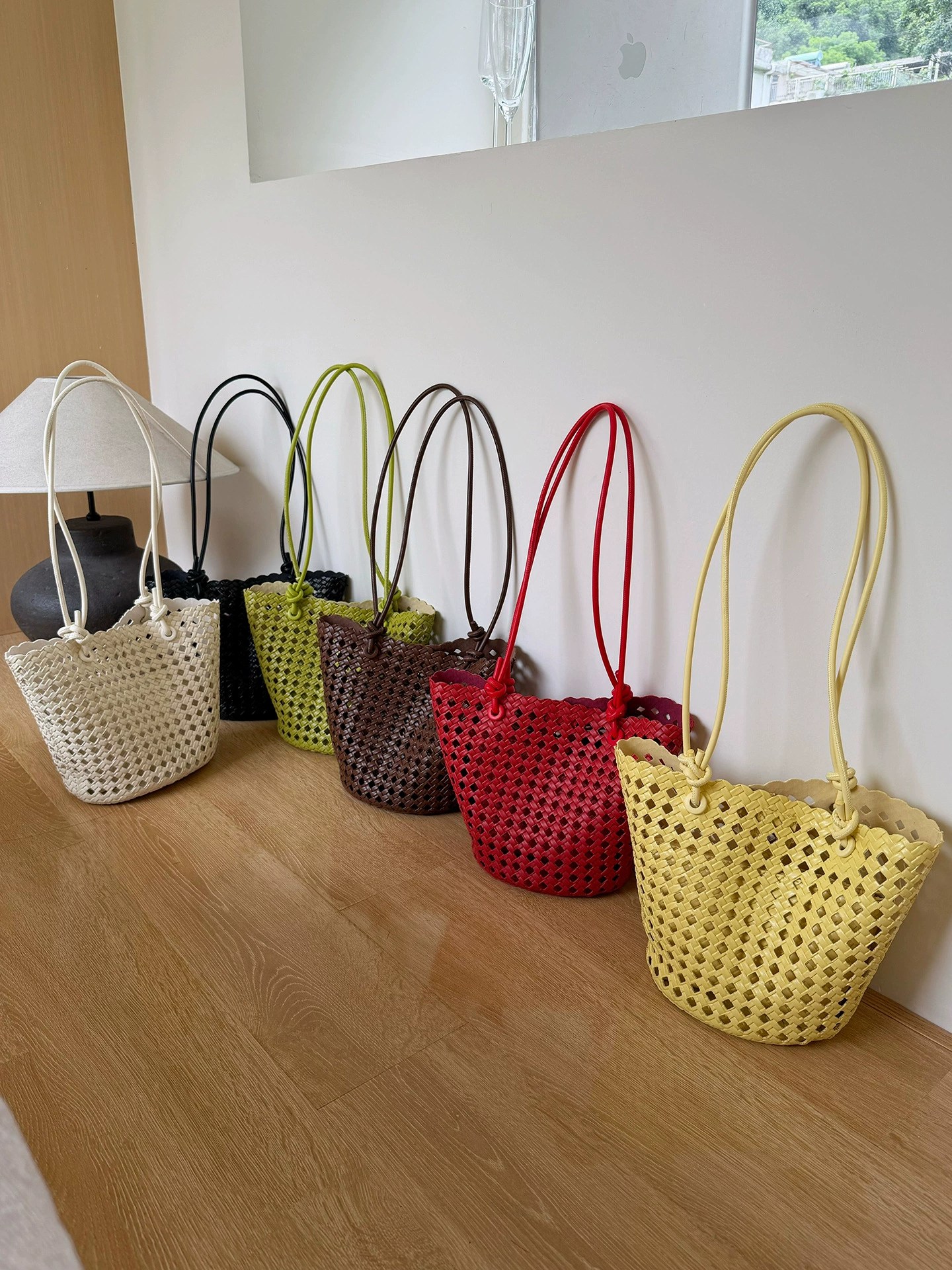 حقيبة دلو منسوجة من مادة صناعية للبيع بالجملة OEM — YANYAN Bags مصنع حقائب قوانغتشو