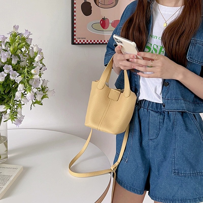 PU Leather Bucket Bag view 4