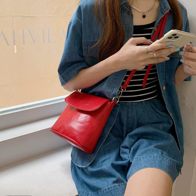 Red PU Leather Bucket Bag view 4