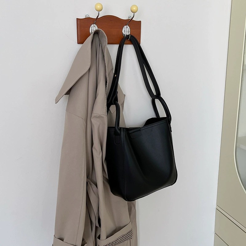 PU Leather Bucket Bag view 4