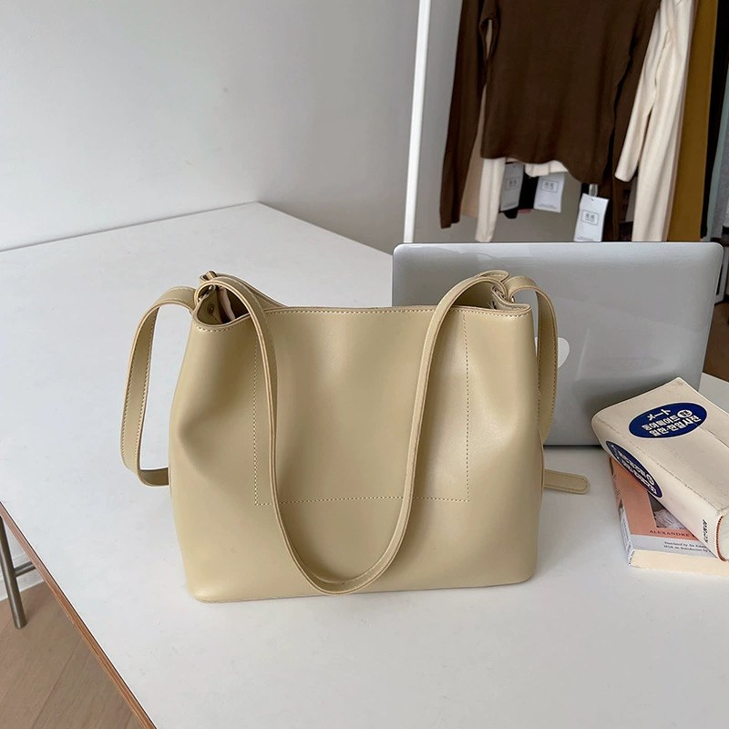 PU Leather Bucket Bag view 4