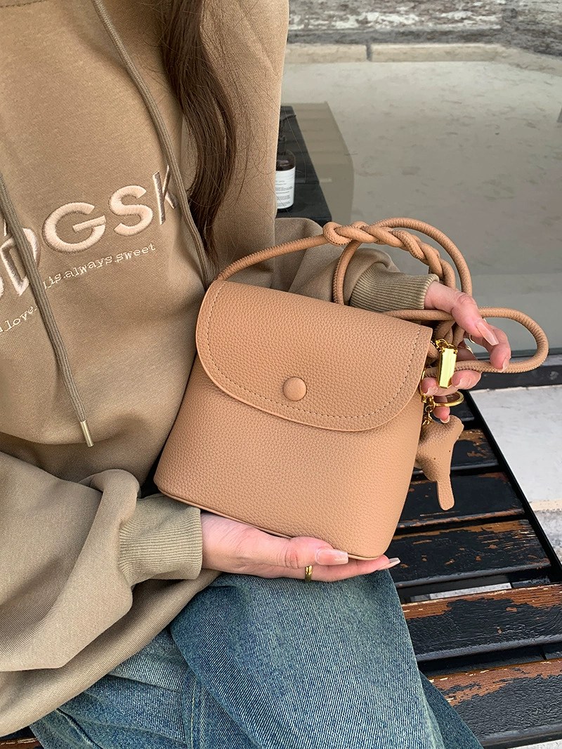Bolso Cubo de Cuero PU view 2