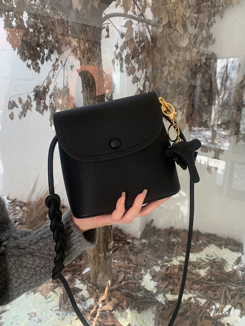Bolso Cubo de Cuero PU view 4