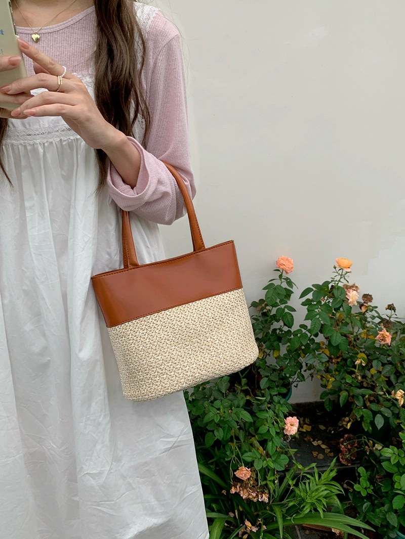 PU Leather Bucket Bag view 3