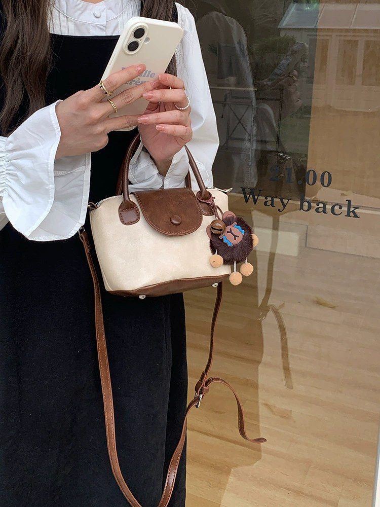 PU Leather Bucket Bag view 3