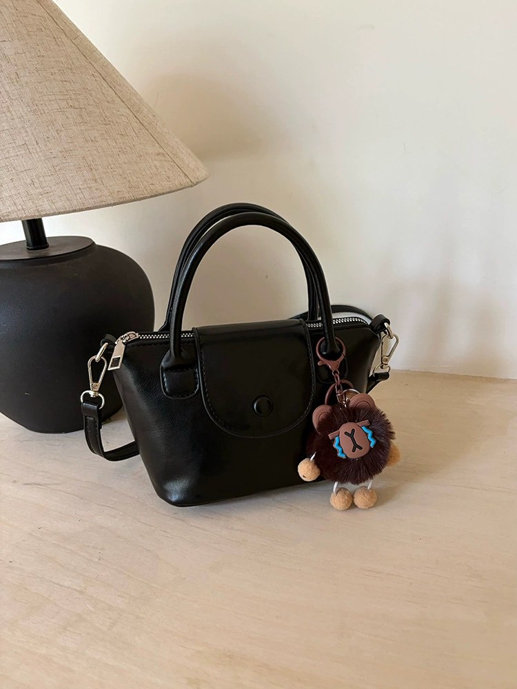 PU Leather Bucket Bag view 4