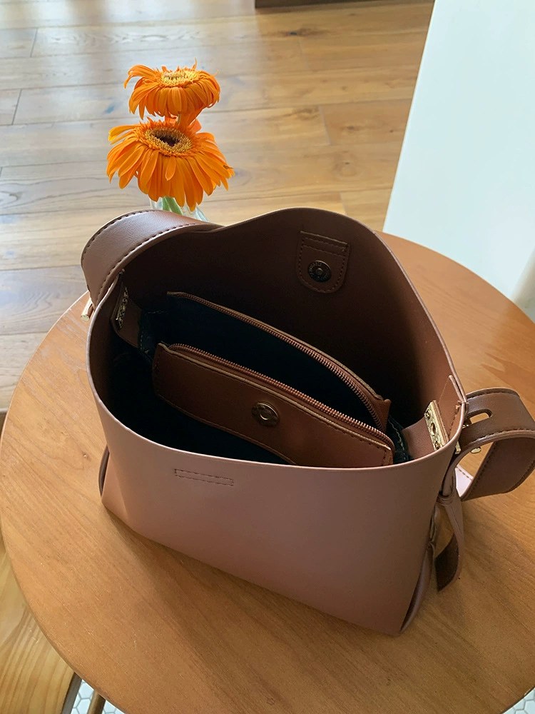 PU Leather Bucket Bag view 4