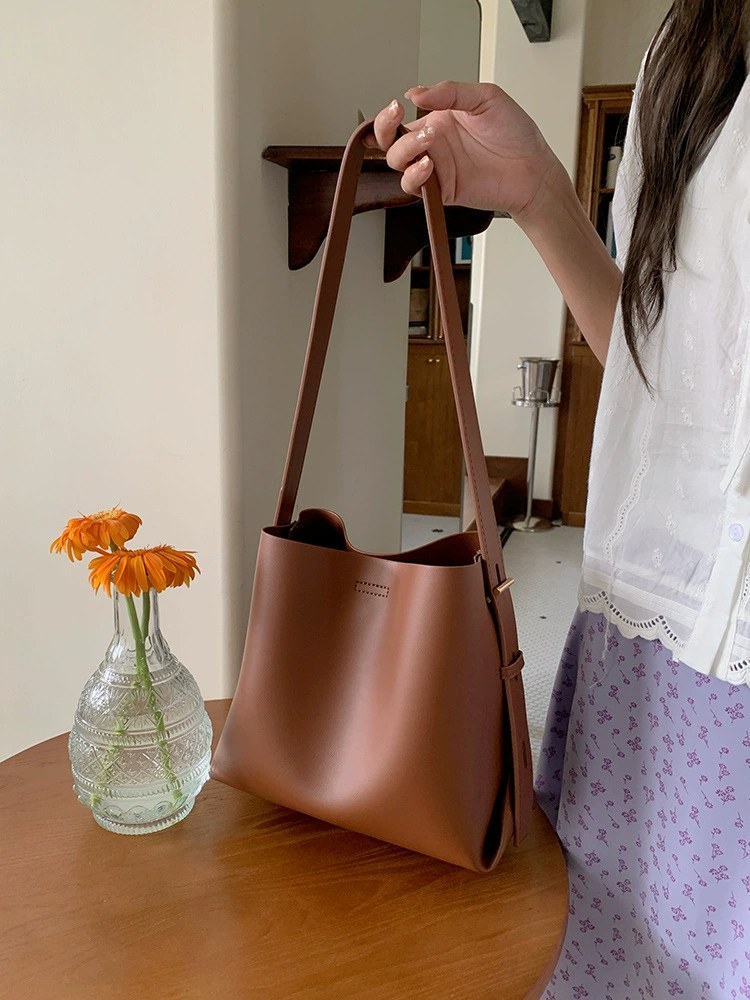 PU Leather Bucket Bag view 5