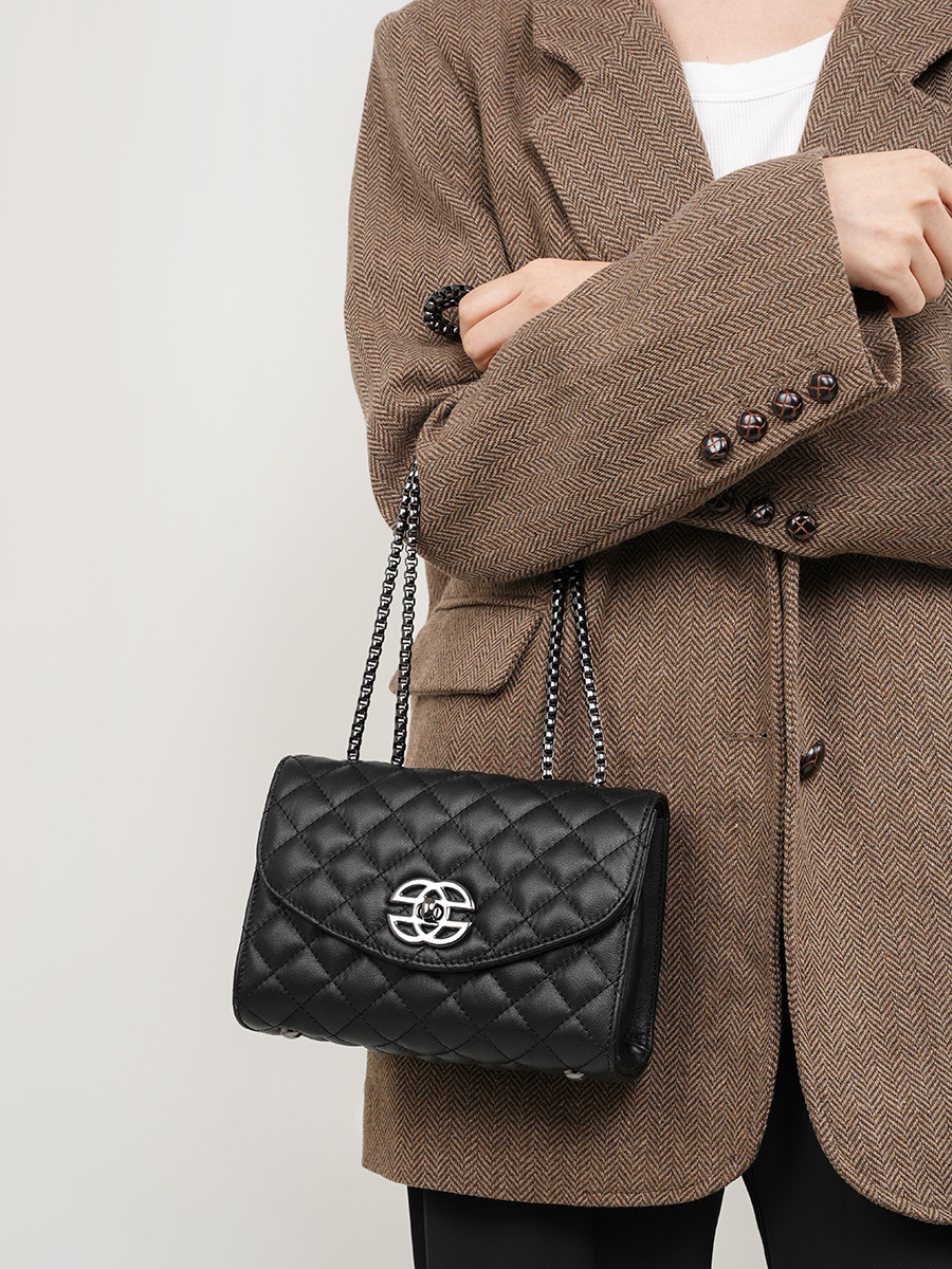 YY-CRO-018 Korean chain designer crossbody bag in black — wholesale Korean designer crossbody YANYAN