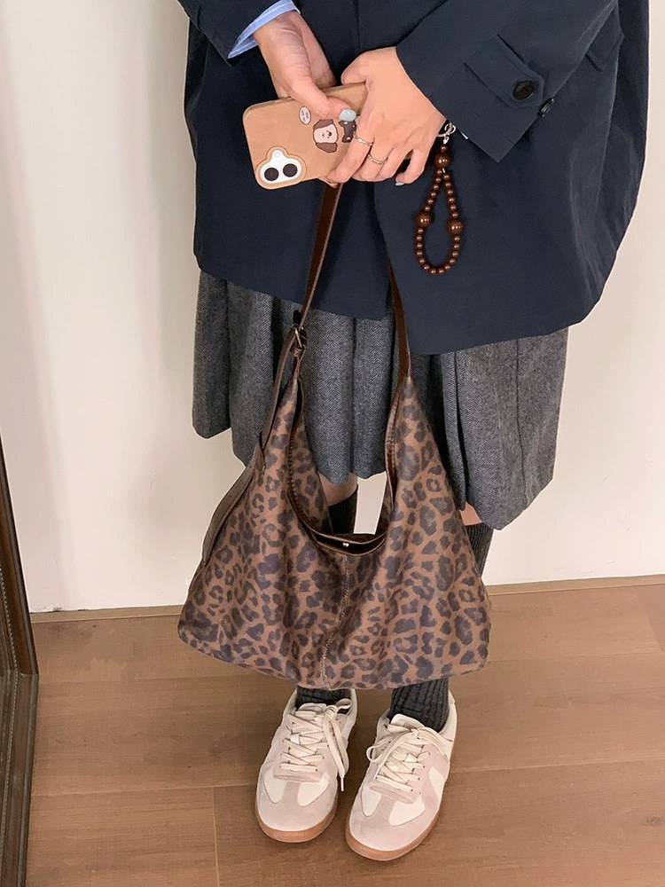 PU Leather Crossbody Bag view 3
