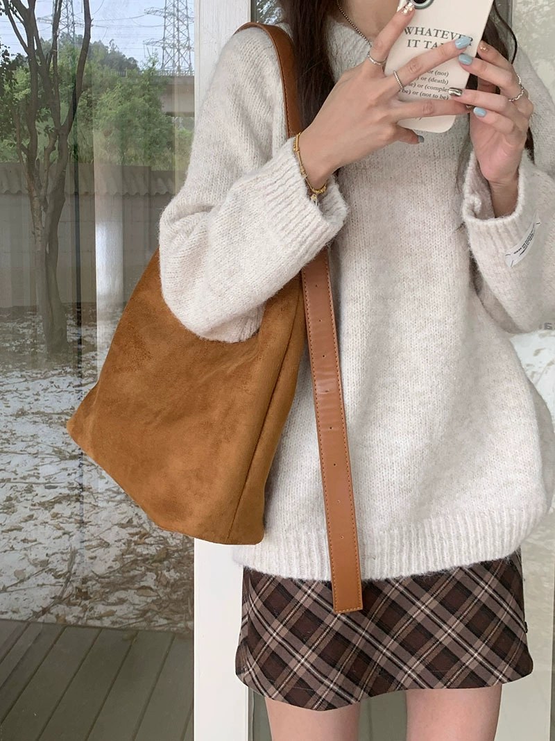 PU Leather Crossbody Bag view 4