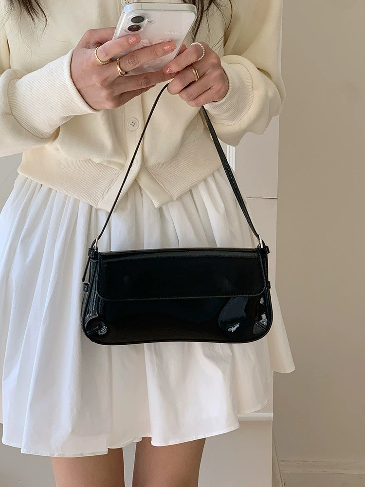 Red Patent PU Leather Crossbody Bag view 3