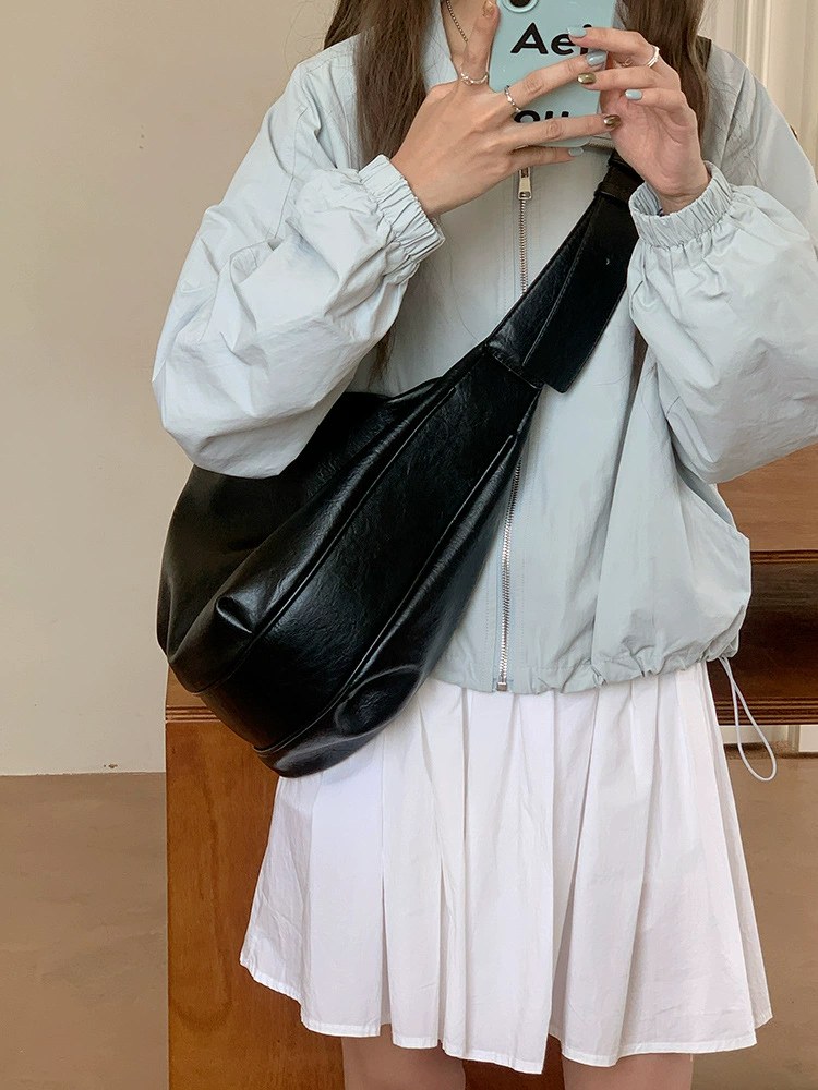 Bolso Cruzado de Cuero PU Negro view 4