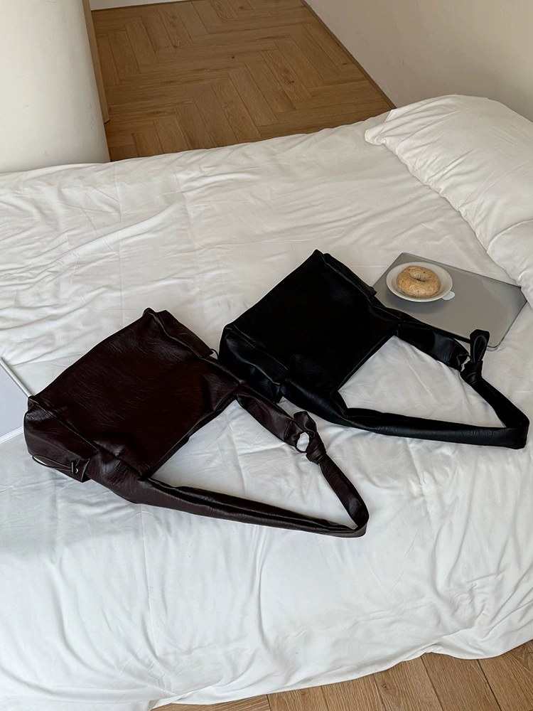 Bolso Cruzado de Cuero PU view 5