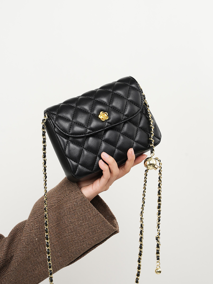 Cowhide Diamond Quilted Chain Shoulder — Entry-Tier Classic view 4