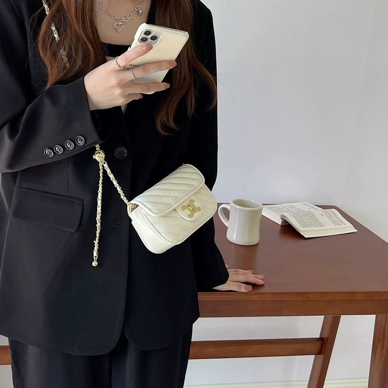 PU Leather Quilted Chain Bag view 2