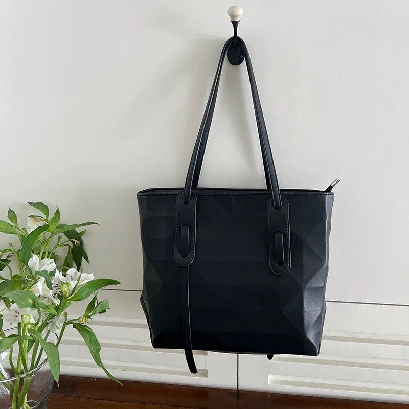 PU Leather Quilted Chain Bag view 3