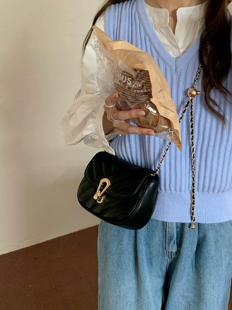 PU Leather Quilted Chain Bag view 4