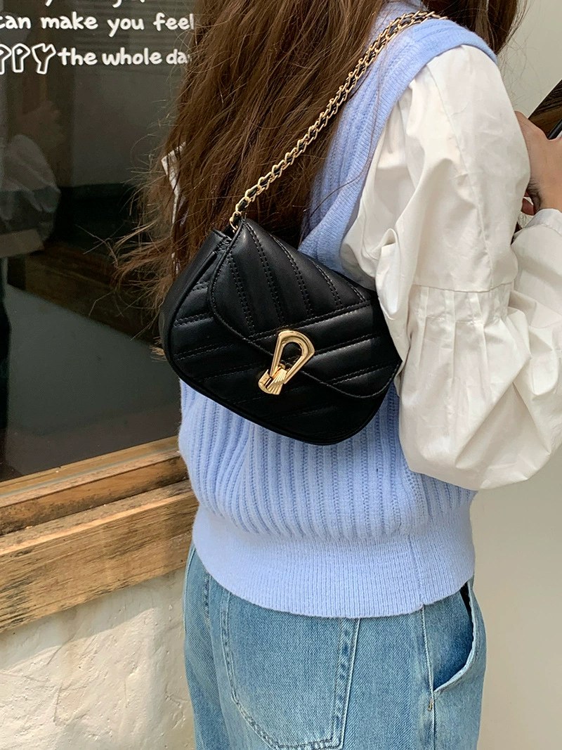PU Leather Quilted Chain Bag view 5