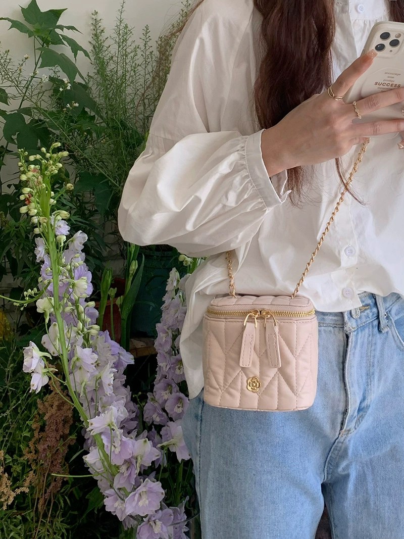 PU Leather Quilted Chain Bag view 4
