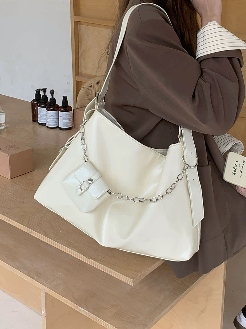 PU Leather Quilted Chain Bag view 3