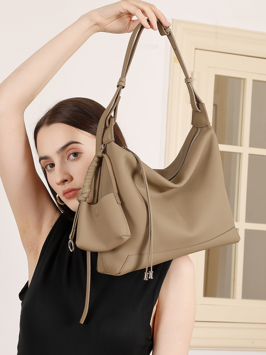 YY-SHO-005 slim cowhide underarm shoulder bag in grey — wholesale leather shoulder bag manufacturer YANYAN