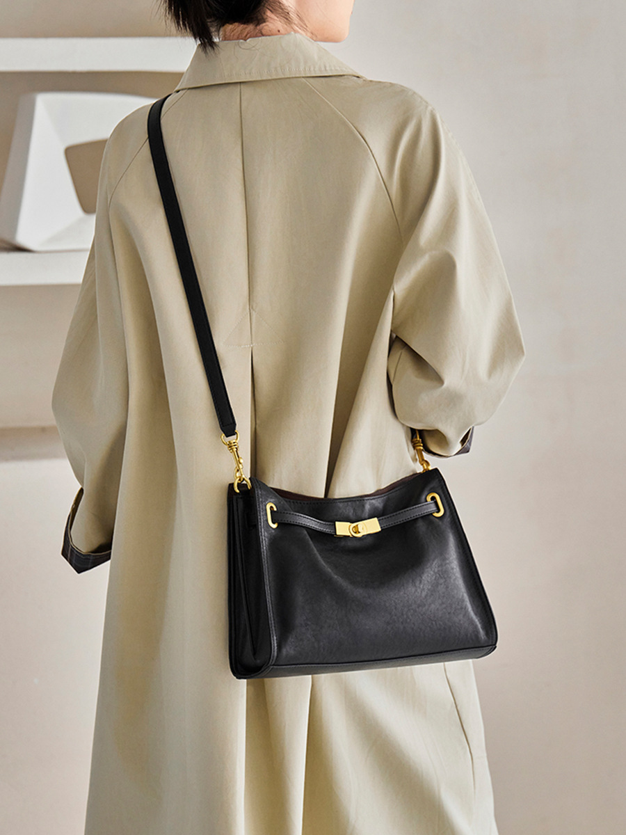 Cowhide Vintage Commute Shoulder Bag — Cross-Border Bestseller view 4