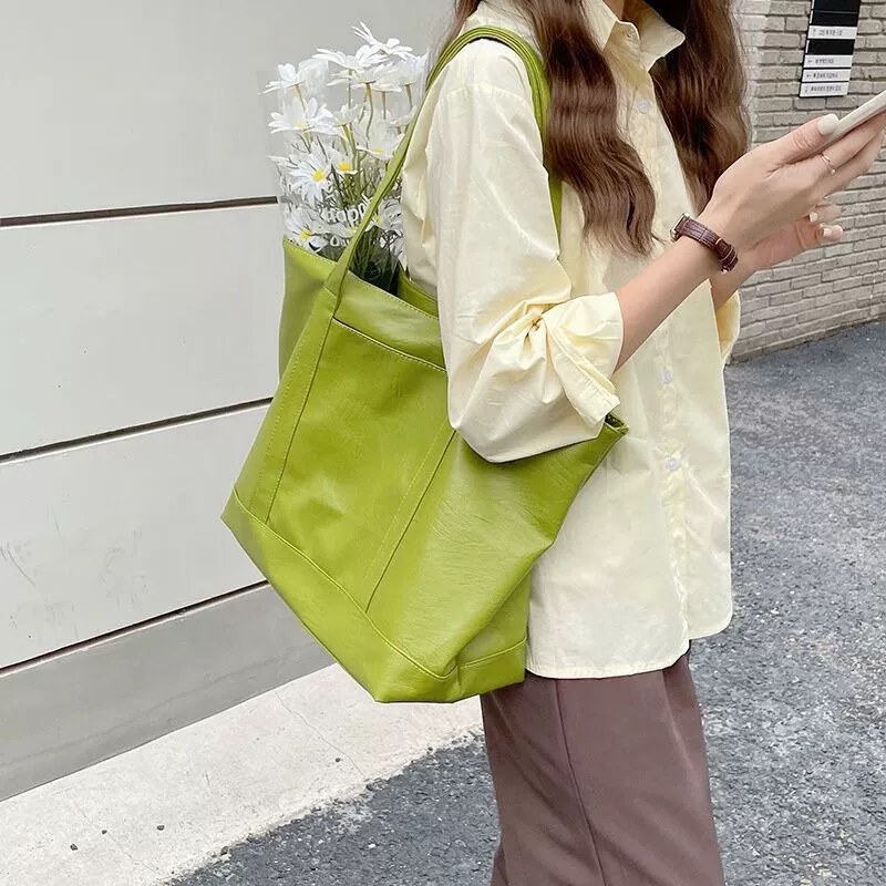 White PU Leather Shoulder Bag view 2