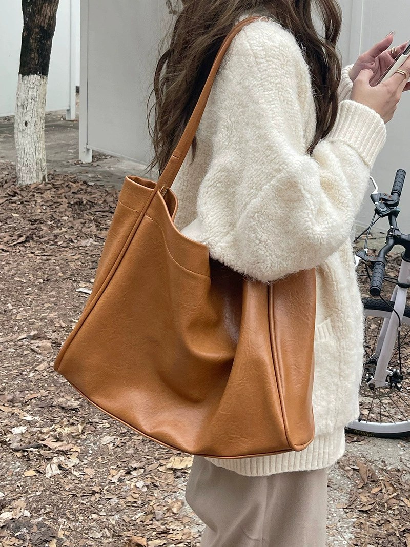 PU Leather Shoulder Bag view 4