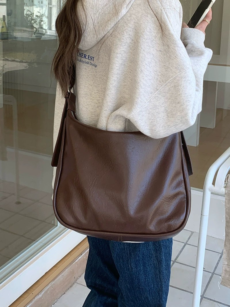 PU Leather Shoulder Bag view 3
