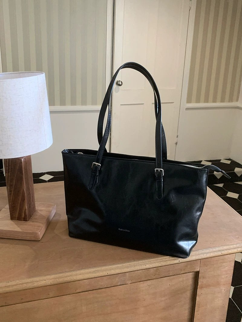 PU Leather Shoulder Bag view 3