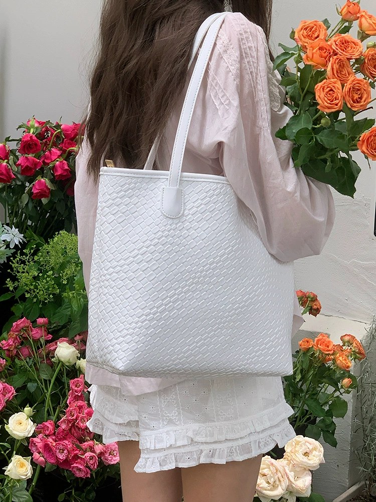 Black Woven Synthetic Shoulder Bag view 3