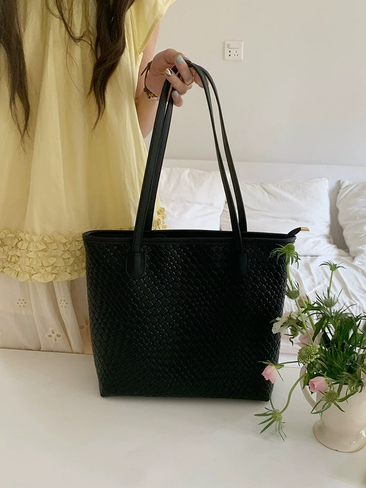 Black Woven Synthetic Shoulder Bag view 4