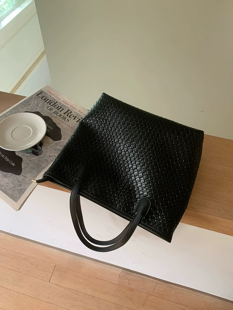 Black Woven Synthetic Shoulder Bag view 5