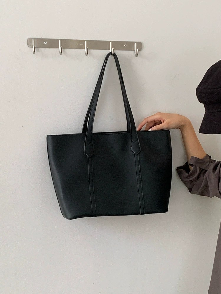 PU Leather Shoulder Bag view 3