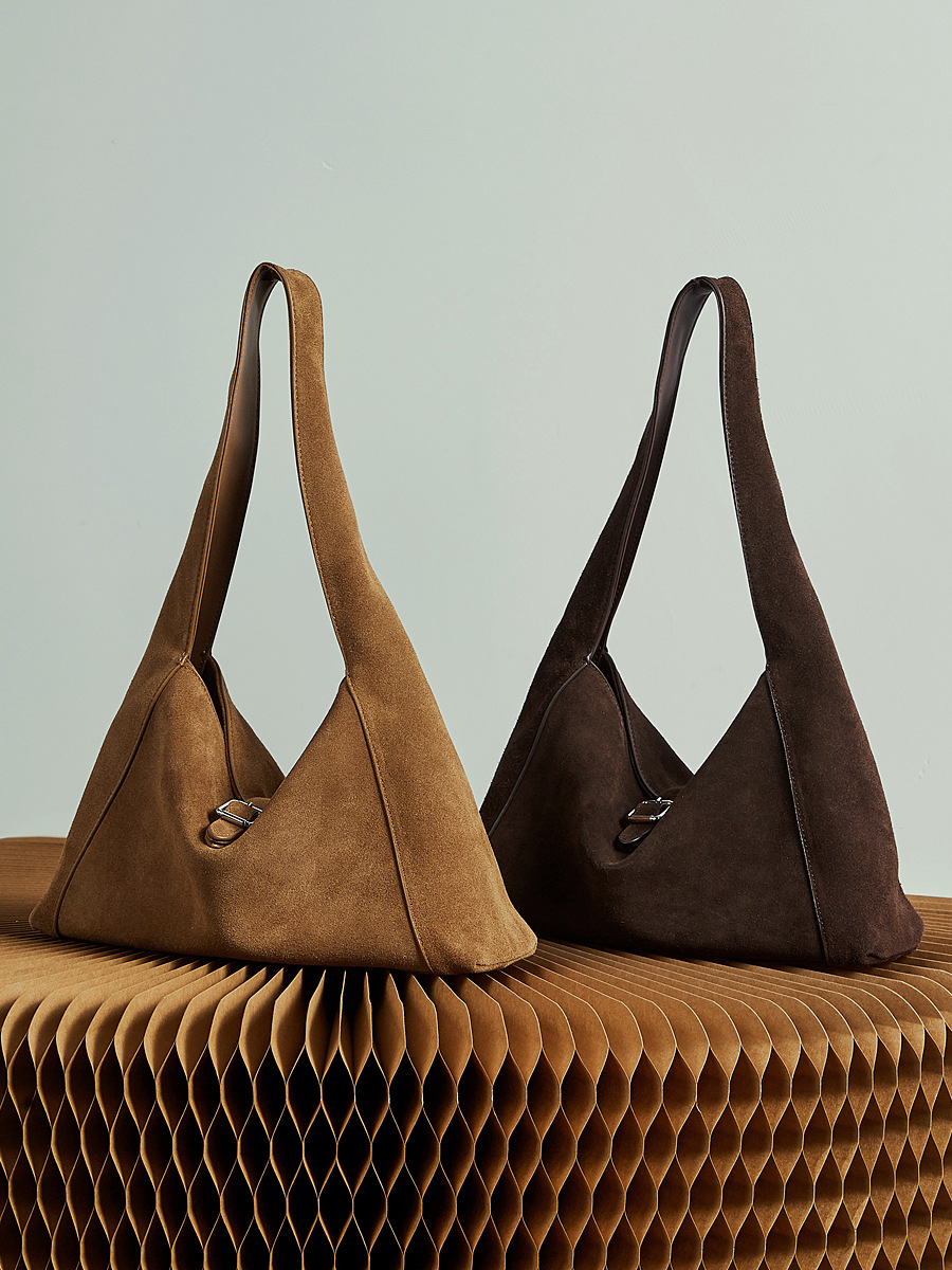 Brushed Cowhide Vintage Underarm Tote — Casual Large-Capacity view 5