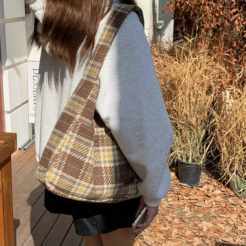 PU Leather Tote Bag view 4