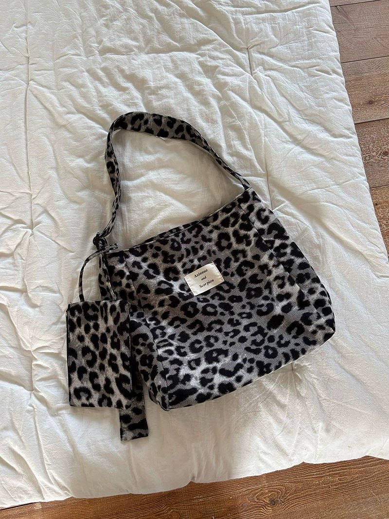 PU Leather Tote Bag view 3